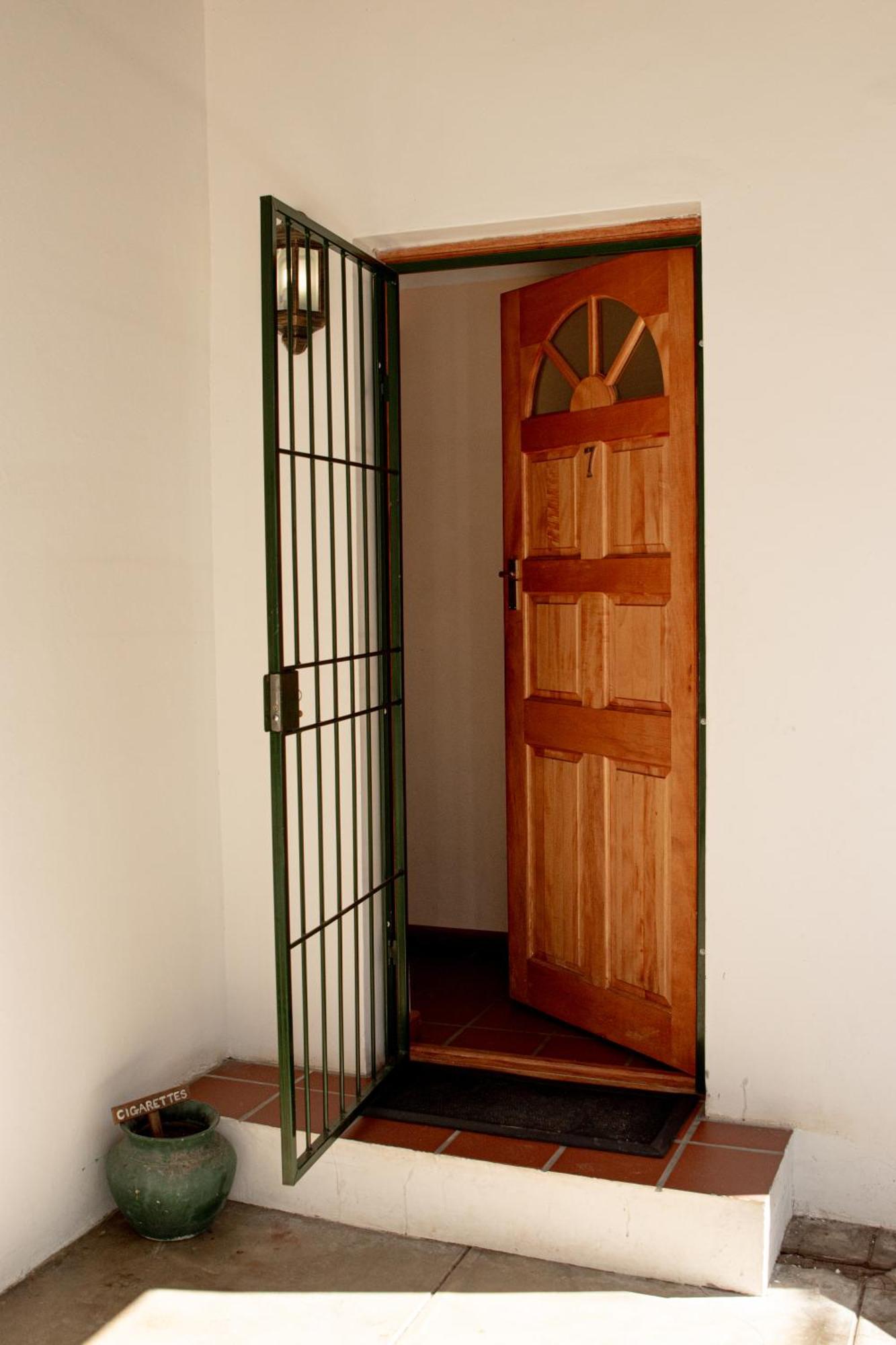 4 Rothman Street B&B Graaff-Reinet Kültér fotó